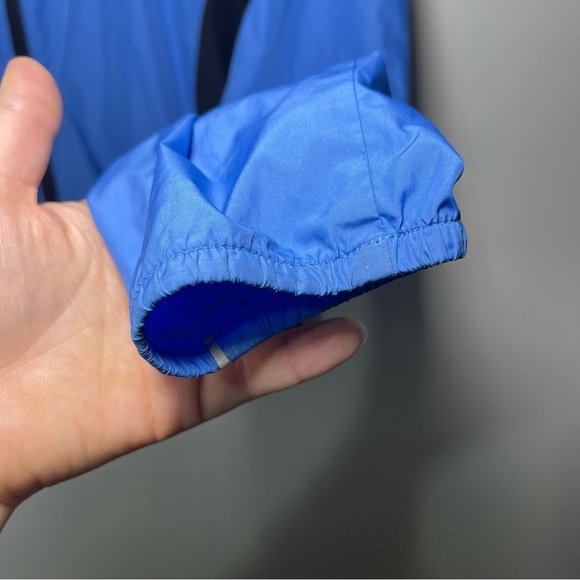 The North Face Women blue and black full zip fannu pack windbreaker jacket in S - Picture 7 of 10